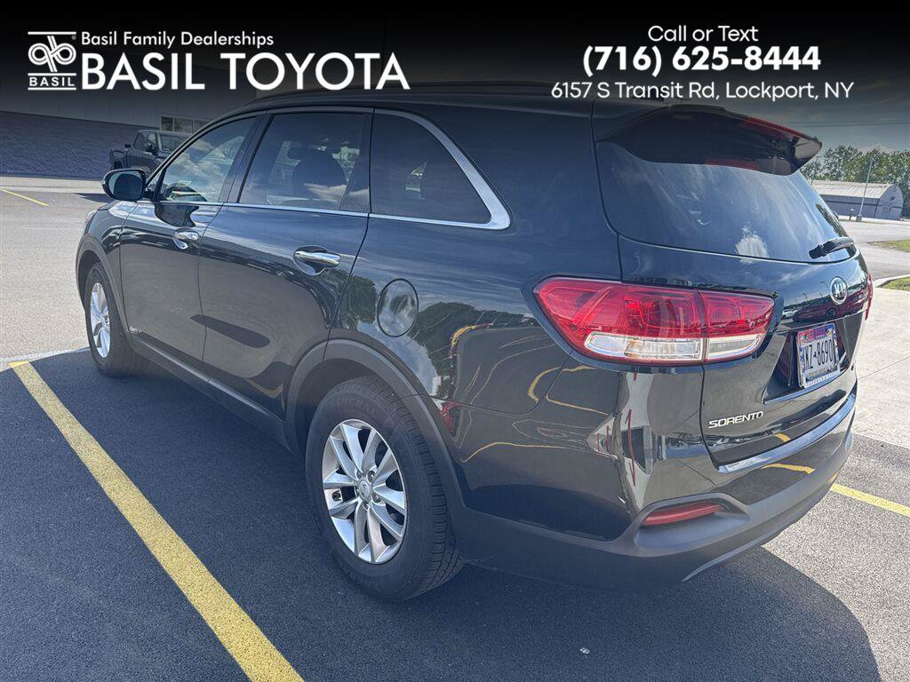 Used 2018 Kia Sorento AWD