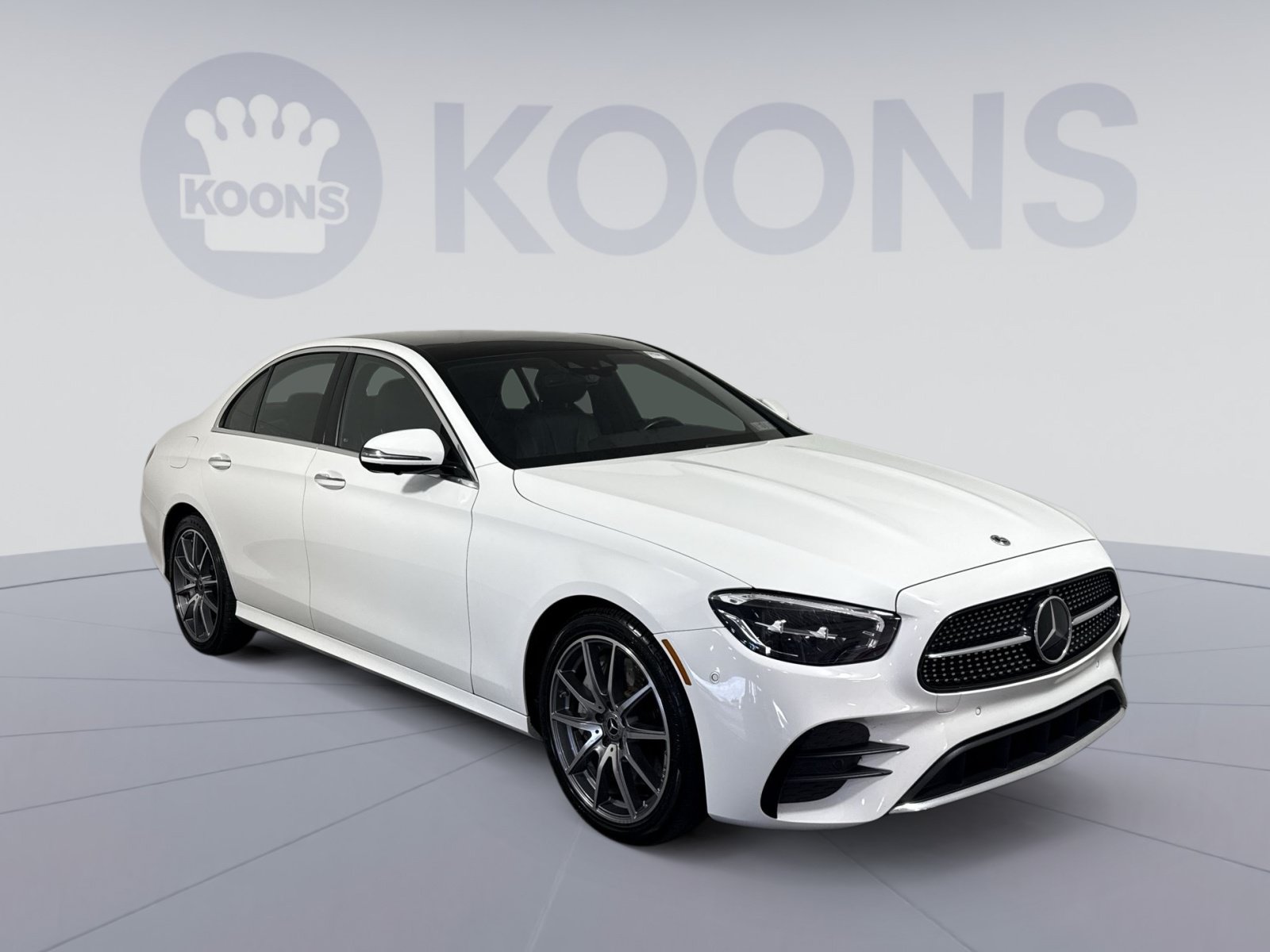 Used 2023 Mercedes-Benz E 350 4MATIC Sedan image 10