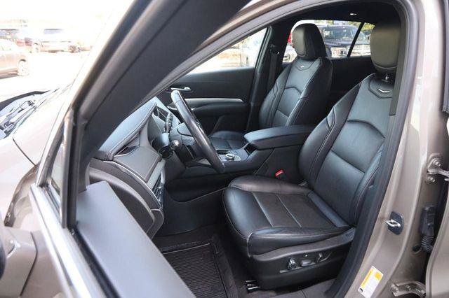 Used 2023 Cadillac XT4 Premium Luxury AWD/4WD image 9