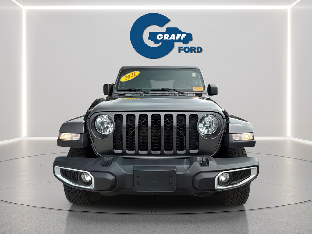 Used 2021 Jeep Gladiator Sport AWD/4WD image 2