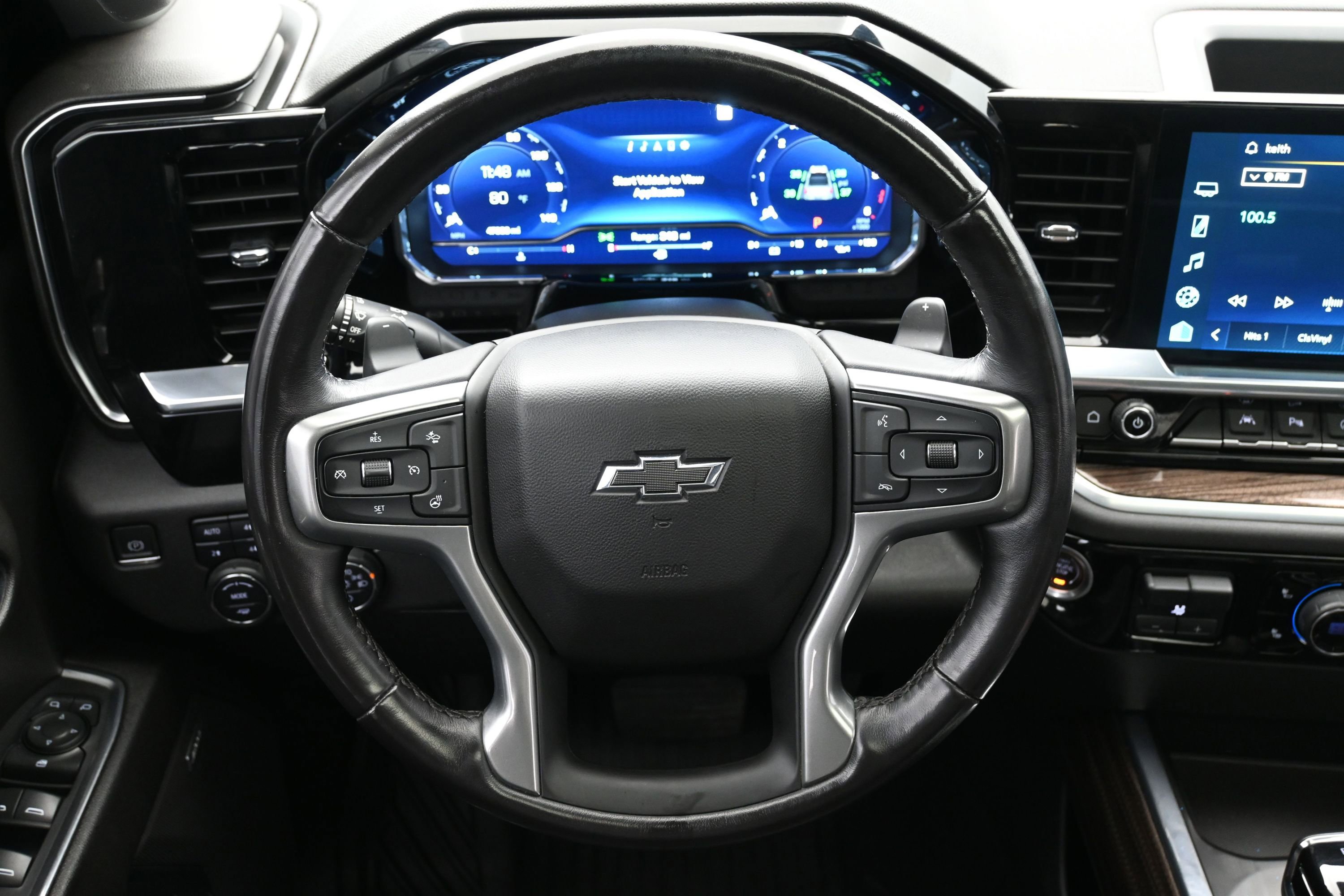 Used 2022 Chevrolet Silverado 1500 LT Trail Boss w/ LT Trail Boss Premium Package AWD/4WD image 15