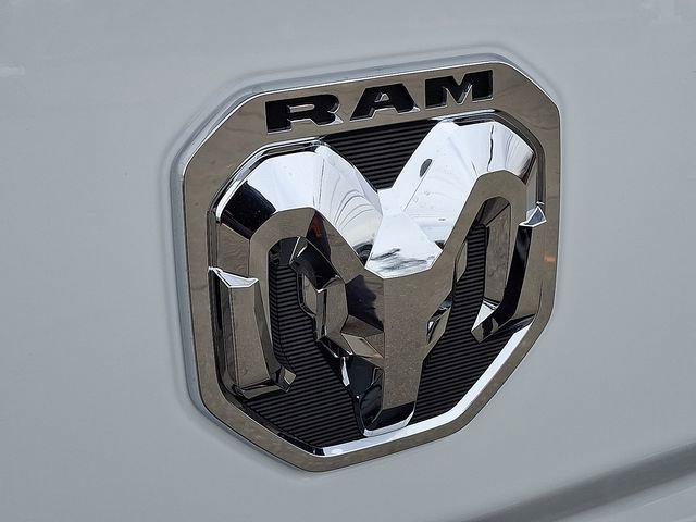 Used 2024 RAM 2500 Tradesman w/ Chrome Appearance Group image 23