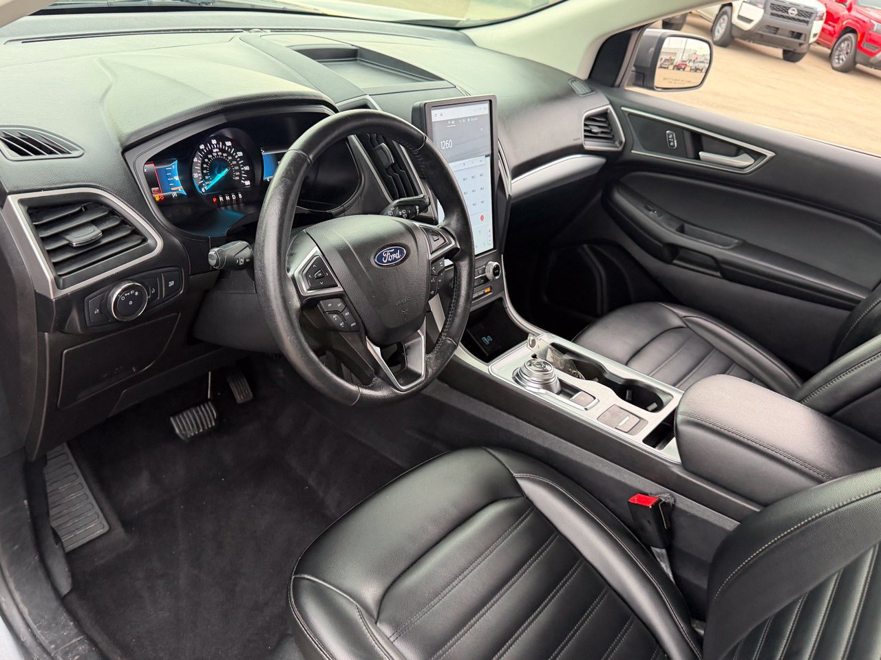 Used 2022 Ford Edge SEL AWD/4WD image 15