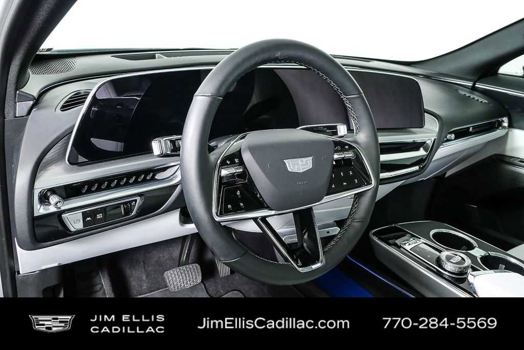 Certified 2024 Cadillac Lyriq Sport image 4