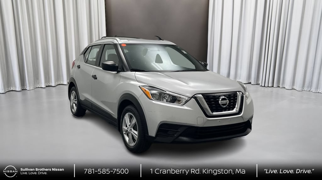 Certified 2019 Nissan Kicks S FWD image 3