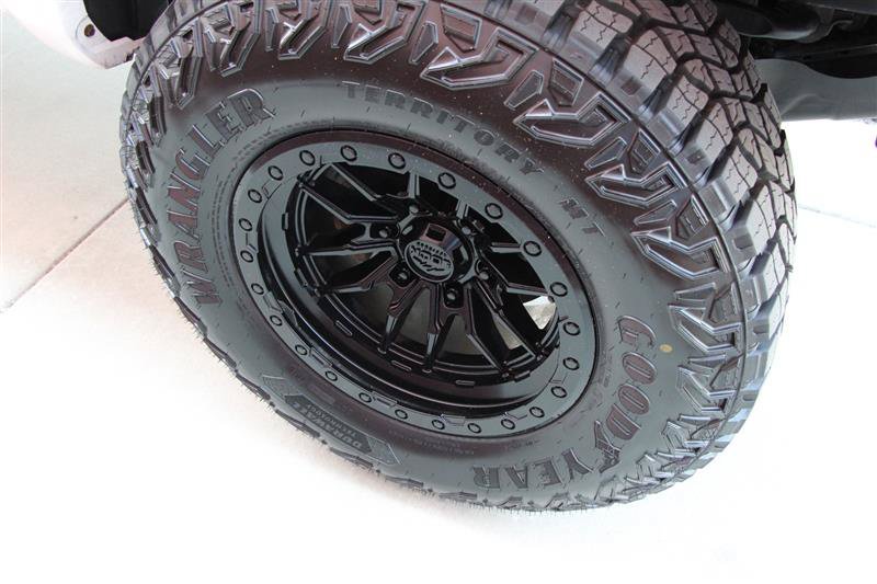 Used 2019 Toyota Tacoma SR5 AWD/4WD image 30