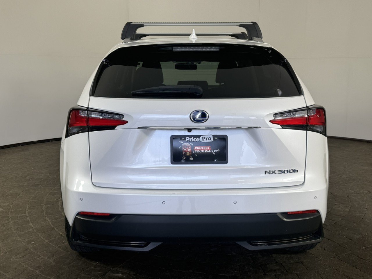 Used 2017 Lexus NX 300h AWD w/ Luxury Package image 6