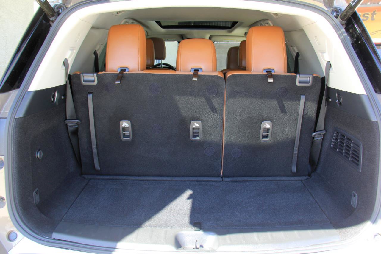 Used 2024 Nissan Pathfinder Platinum FWD image 28