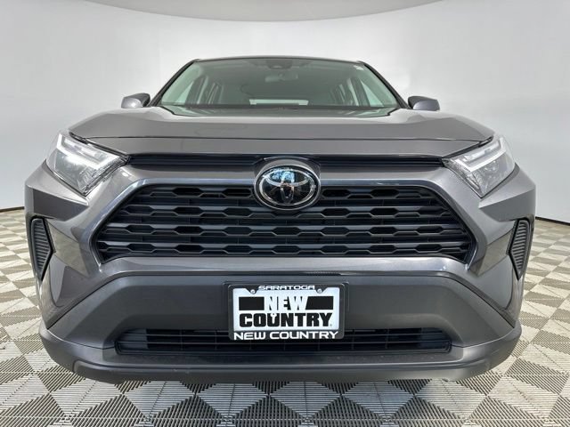 Used 2023 Toyota RAV4 LE AWD/4WD image 7