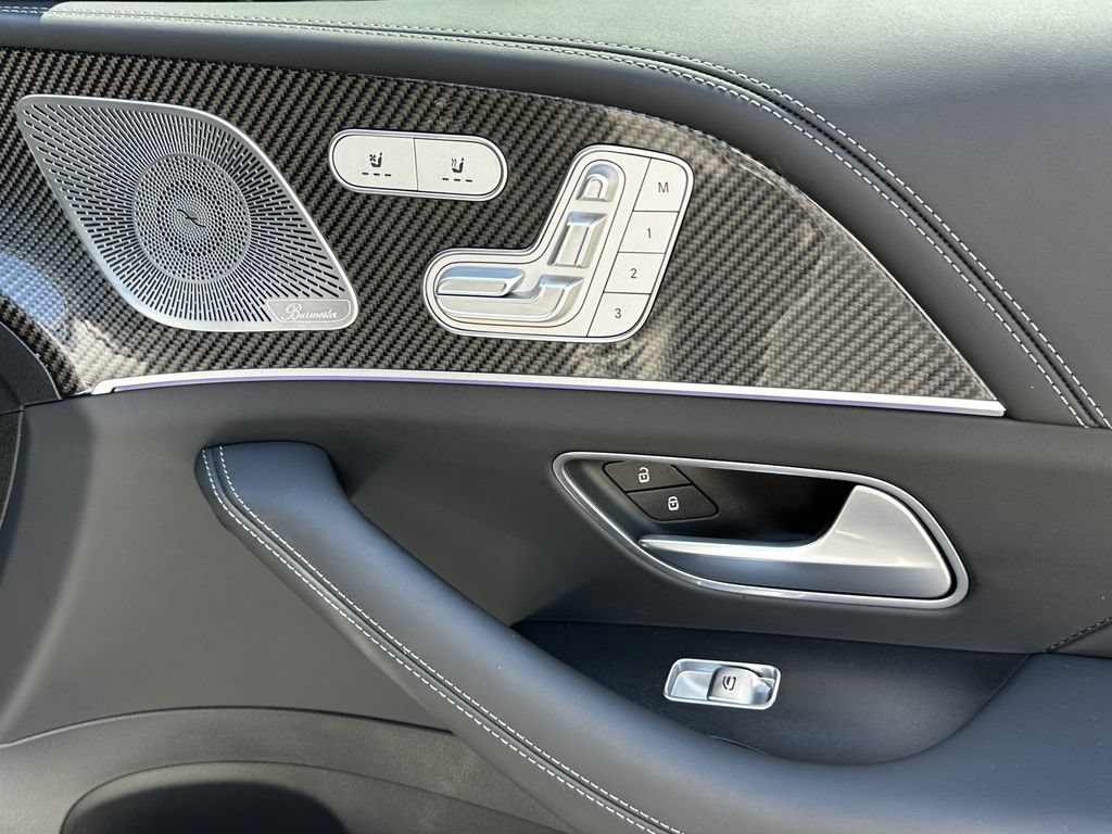 Certified 2025 Mercedes-Benz GLS 63 AMG 4MATIC image 17
