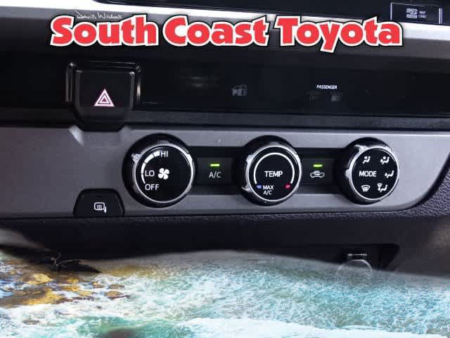 Used 2017 Toyota Tacoma TRD Sport RWD image 32