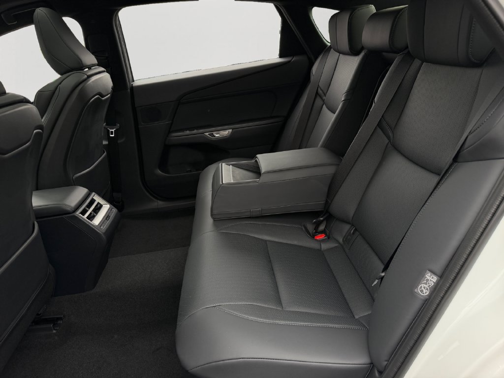 New 2026 Lexus ES 500e AWD/4WD image 10