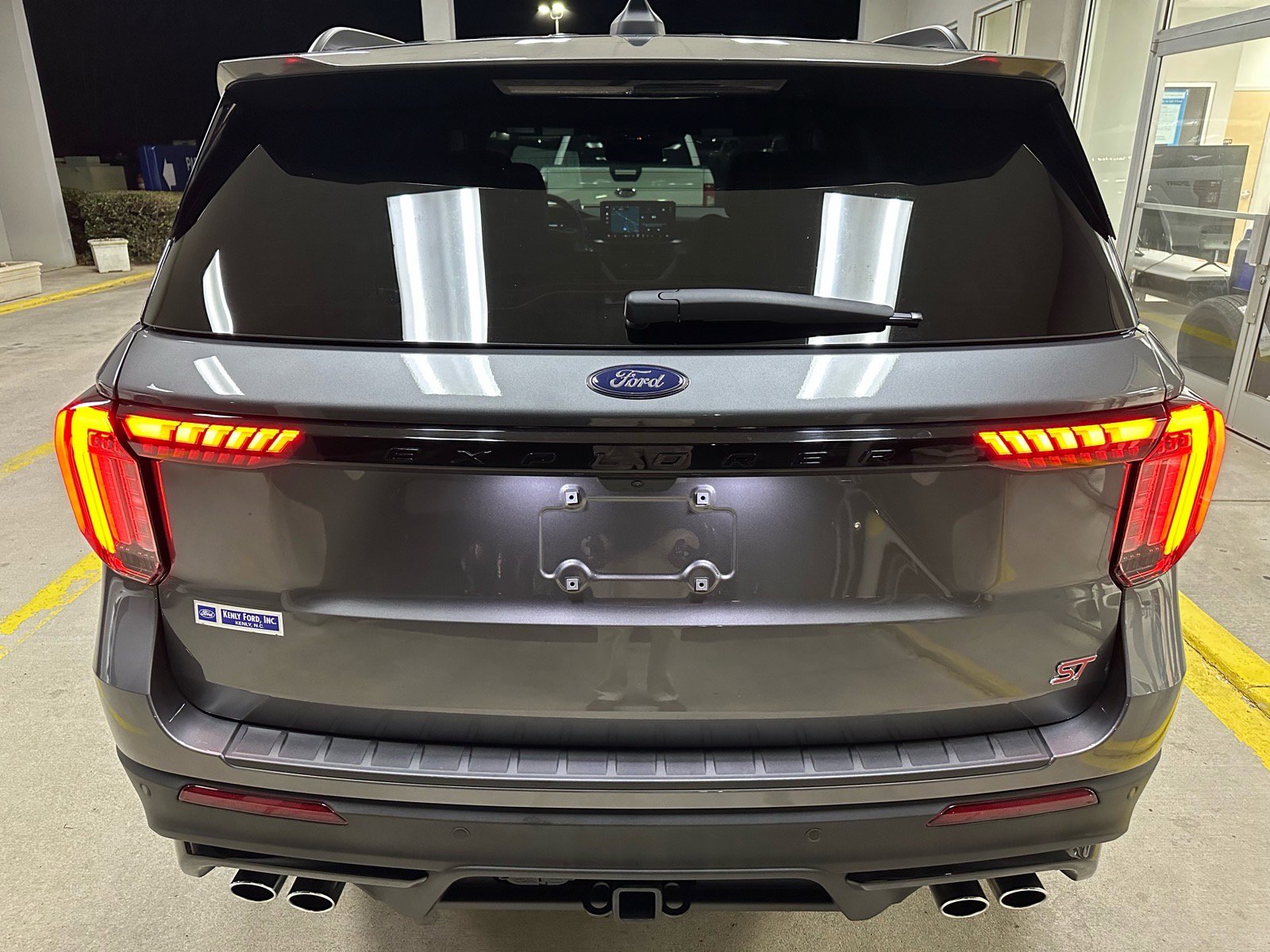 Certified 2025 Ford Explorer ST image 11