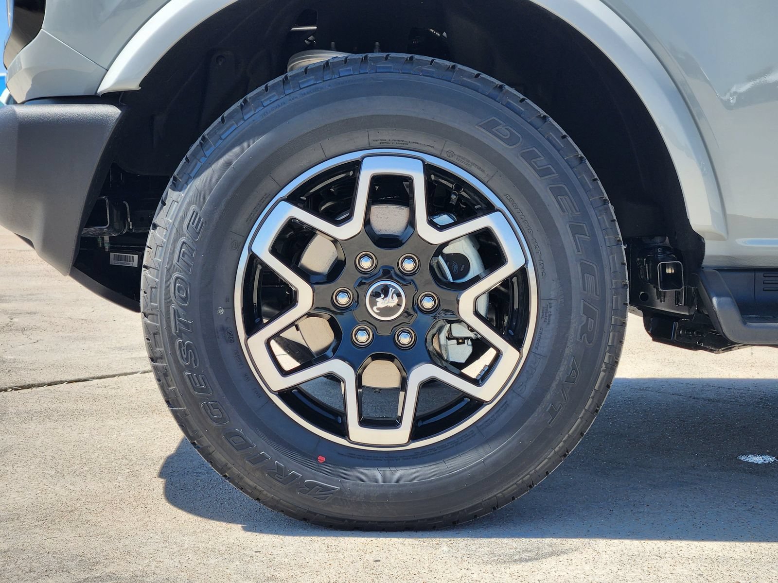New 2026 Ford Bronco Outer Banks AWD/4WD image 14