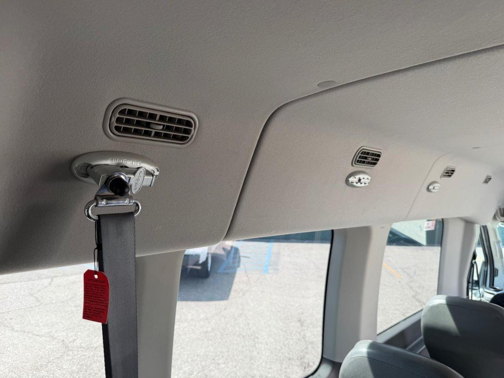 Used 2020 Ford Transit 350 XL RWD image 32