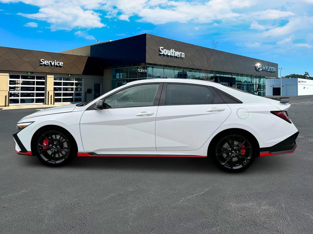 New 2026 Hyundai Elantra N w/ Cargo Package FWD image 3