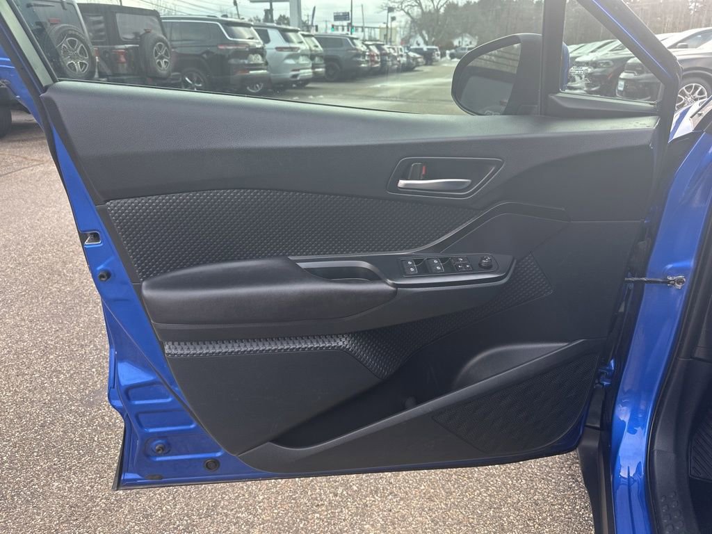 Used 2018 Toyota C-HR XLE image 14