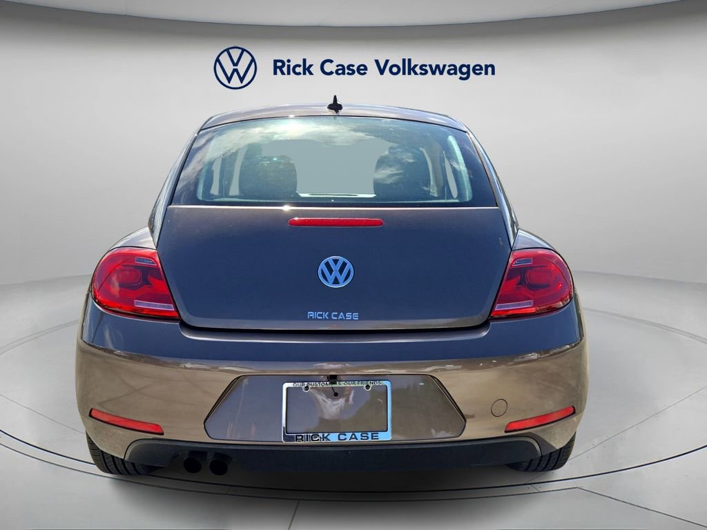 Used 2014 Volkswagen Beetle 1.8T image 4