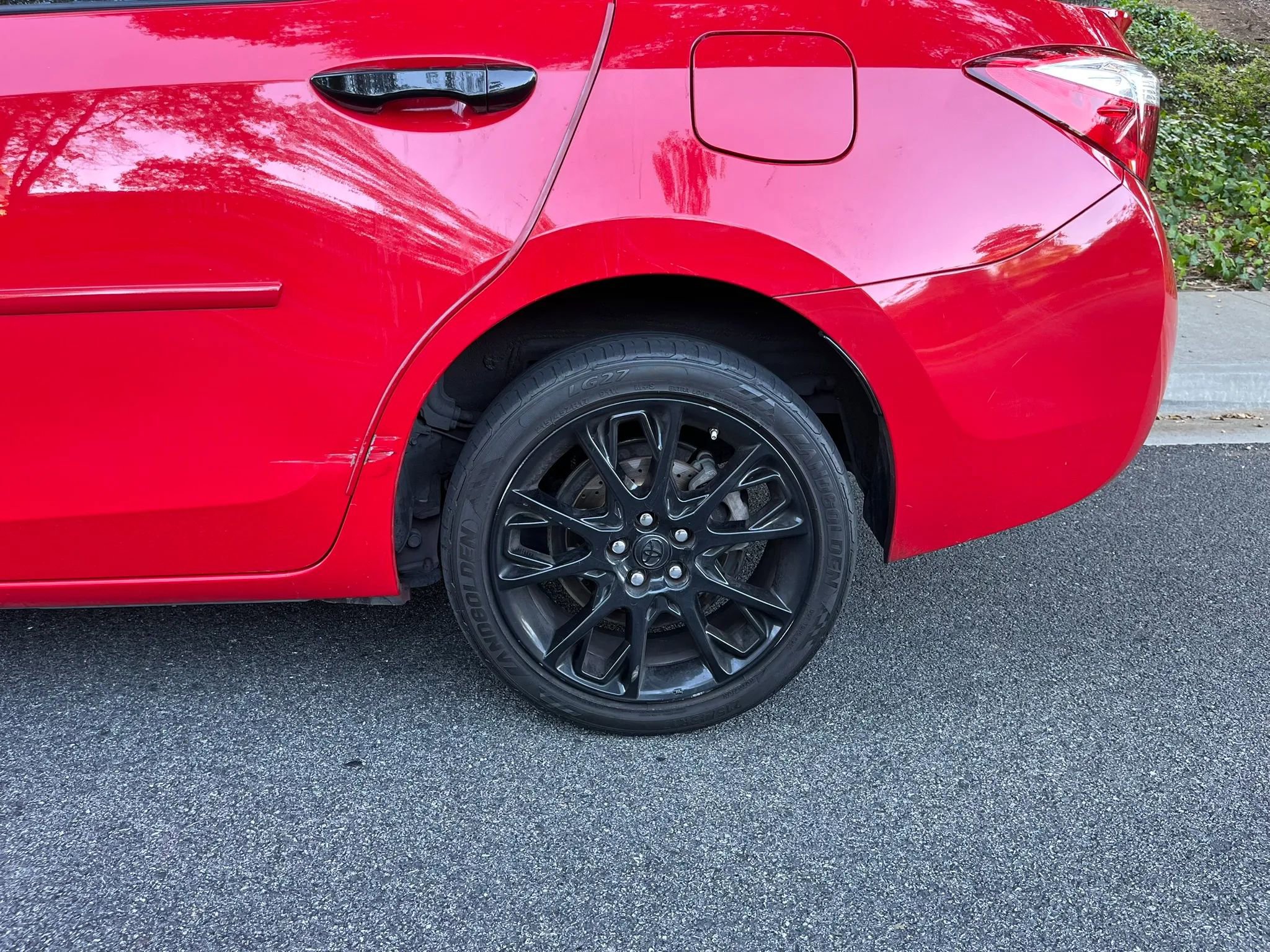 Used 2016 Toyota Corolla S Special Edition FWD image 11