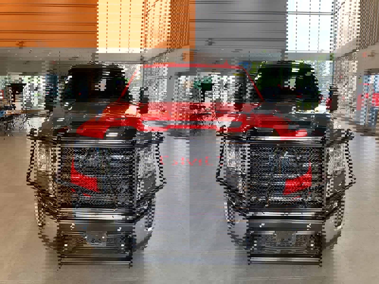 Used 2022 GMC Sierra 2500 SLT w/ SLT Preferred Package image 2