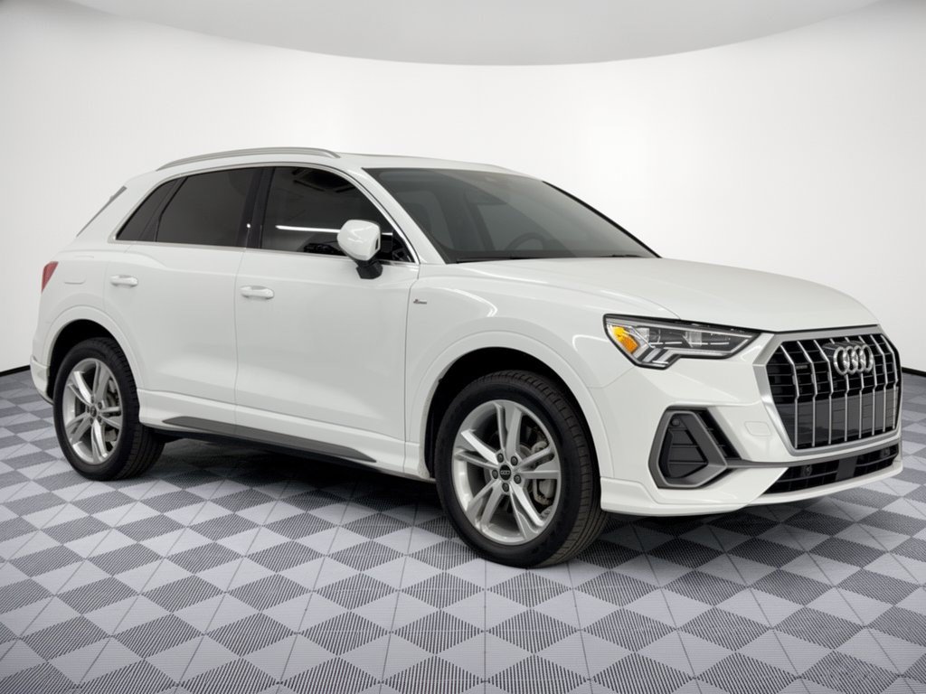 Used 2024 Audi Q3 2.0T Premium AWD/4WD image 7