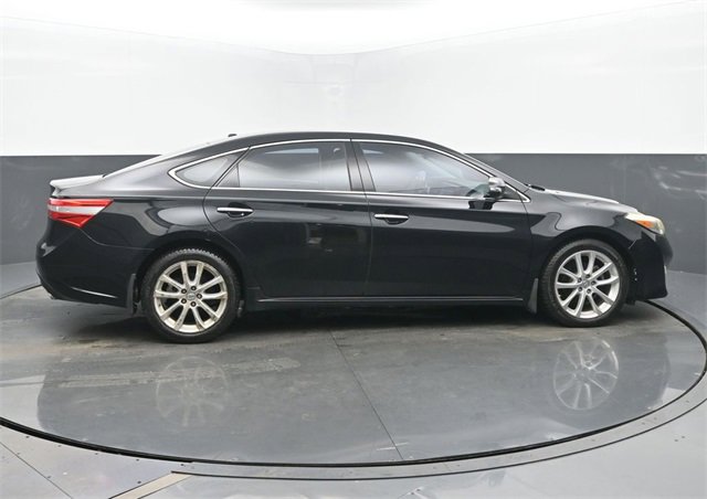 Used 2013 Toyota Avalon XLE Touring image 6
