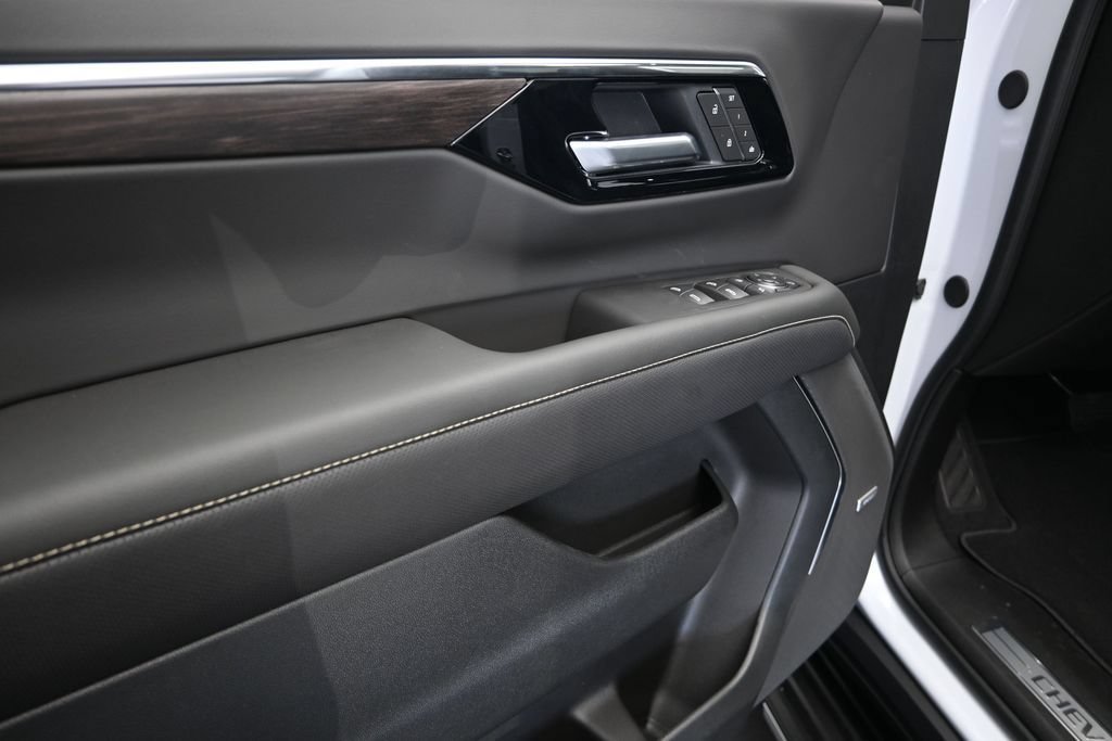 New 2026 Chevrolet Tahoe Premier w/ Sun And Tow Package RWD image 11