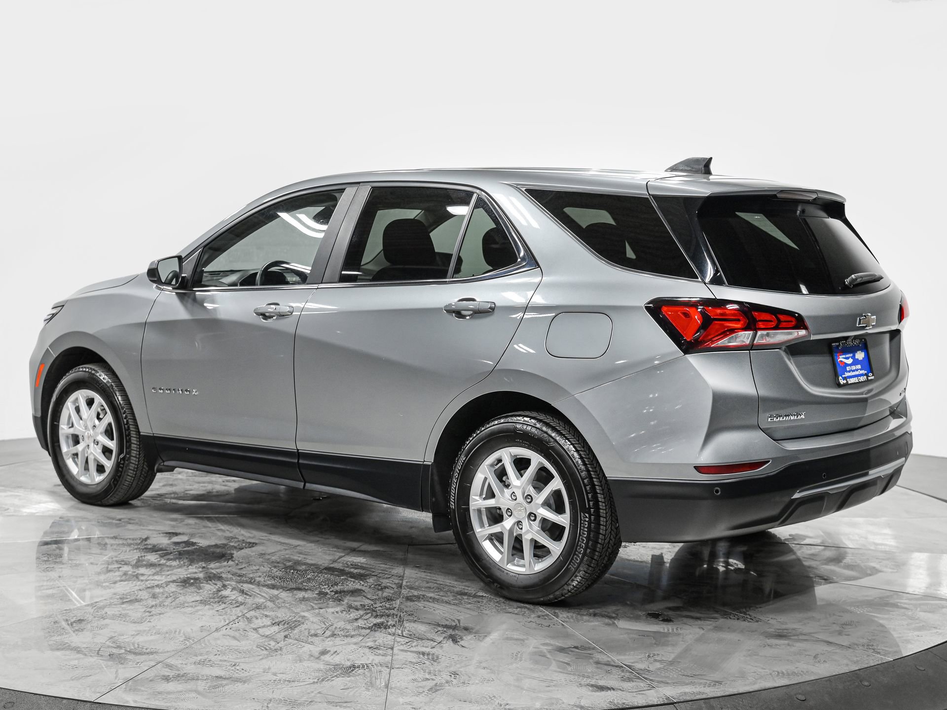 Used 2023 Chevrolet Equinox LT image 4
