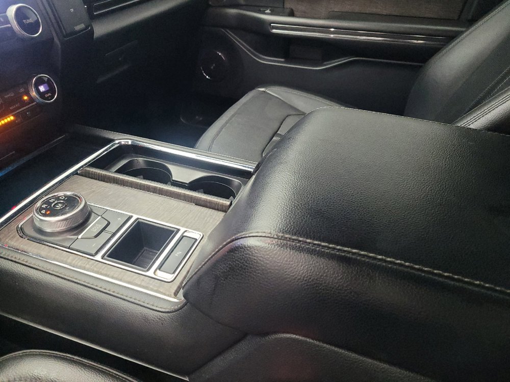 Used 2020 Ford Expedition Max Limited RWD image 26