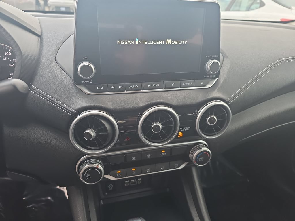 Used 2024 Nissan Sentra SV FWD image 12