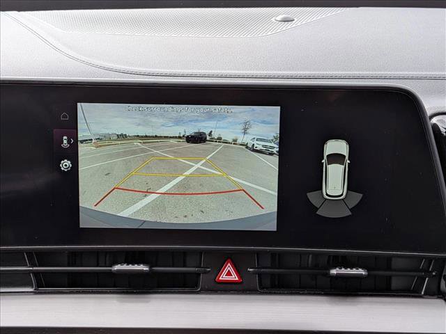 Used 2023 Kia Sportage EX image 13