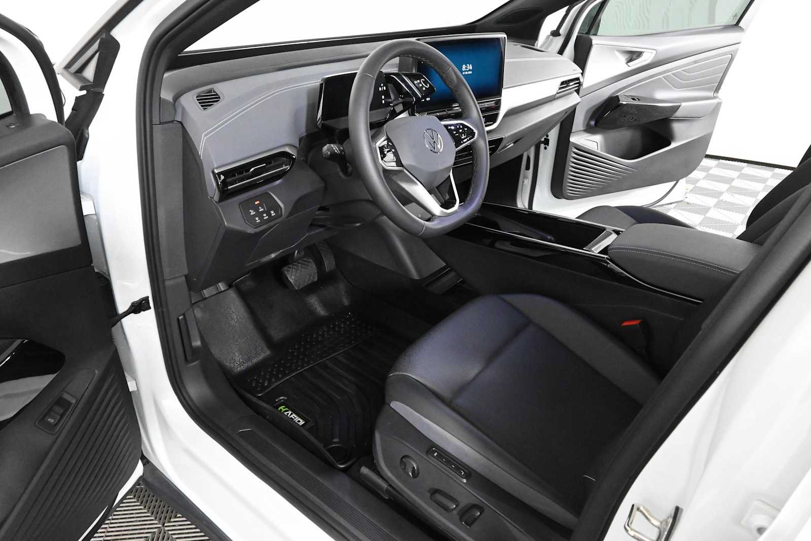 Used 2023 Volkswagen ID.4 Pro S AWD/4WD image 19