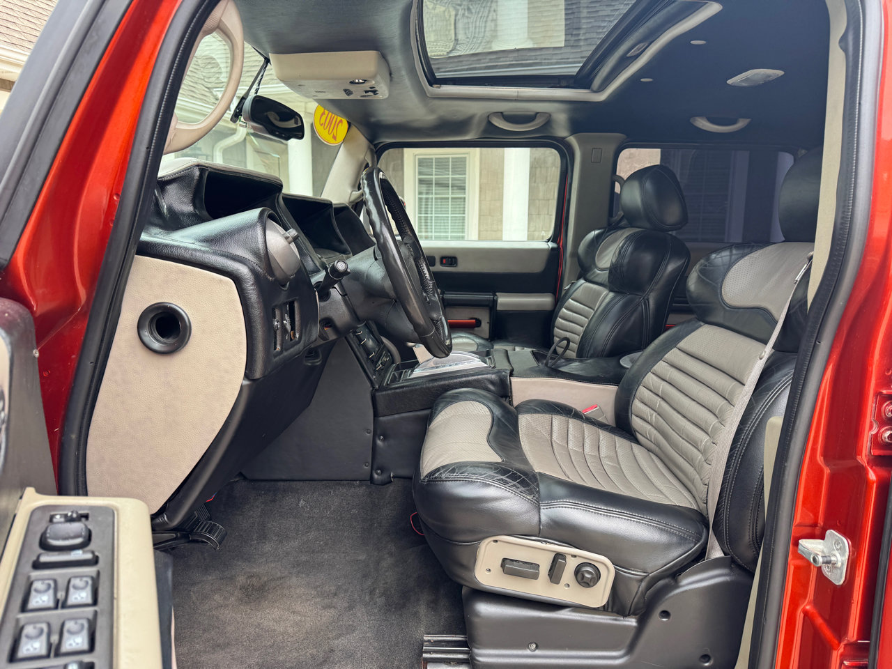 Used 2003 HUMMER H2 w/ Preferred Equipment Group image 12