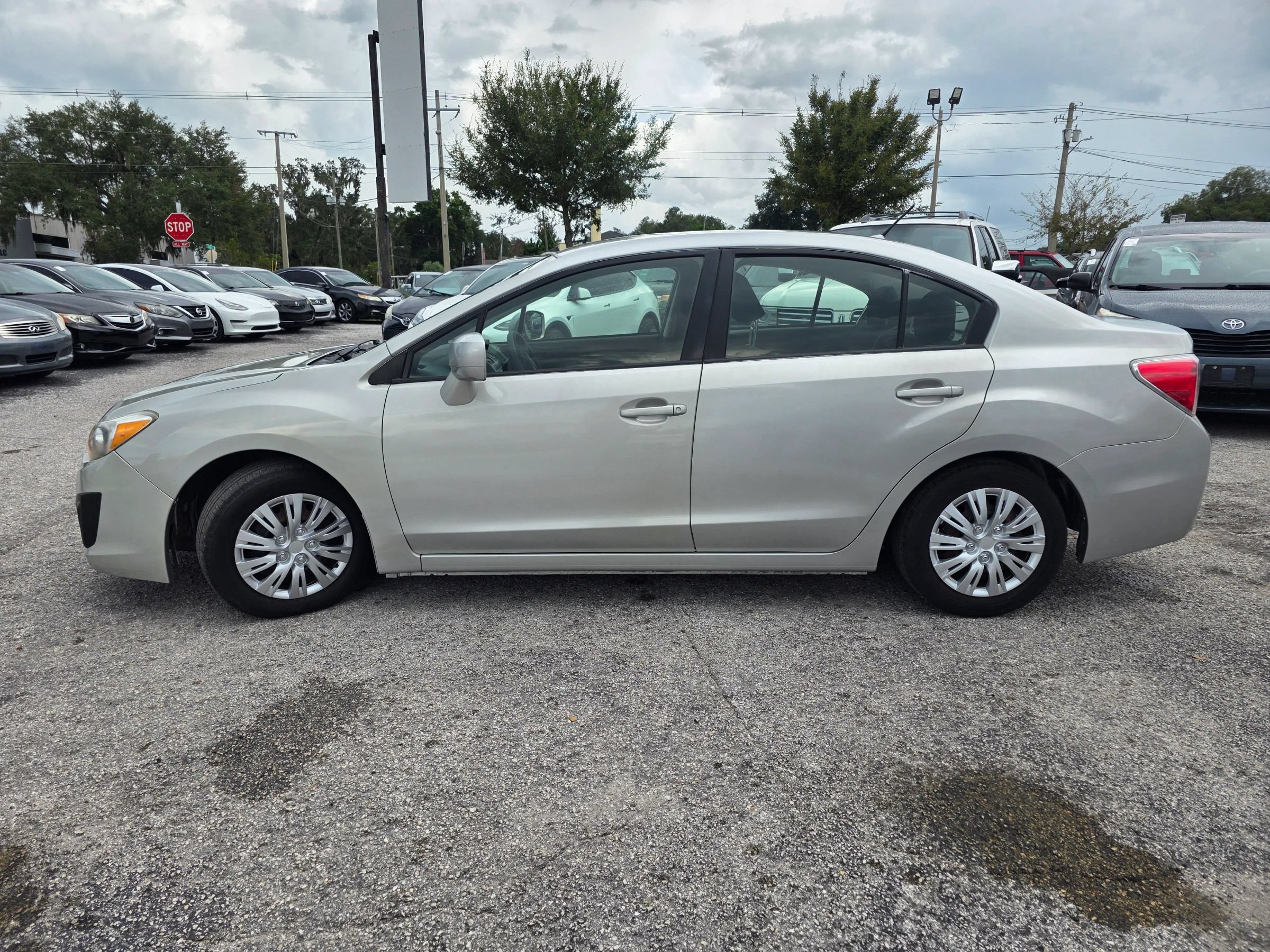 Used 2012 Subaru Impreza 2.0i AWD/4WD image 4