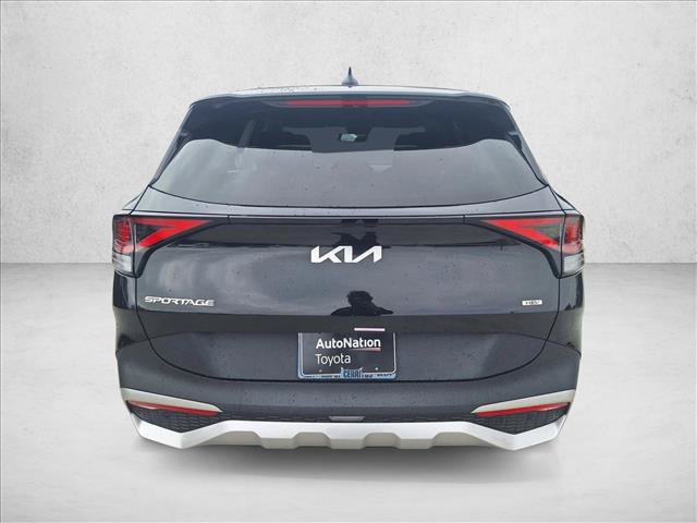 Used 2023 Kia Sportage LX AWD/4WD image 6