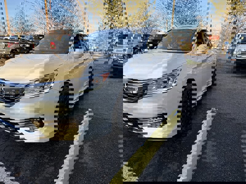 Used 2017 Honda Accord EX-L image 13