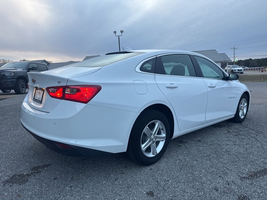 Used 2024 Chevrolet Malibu LT image 6