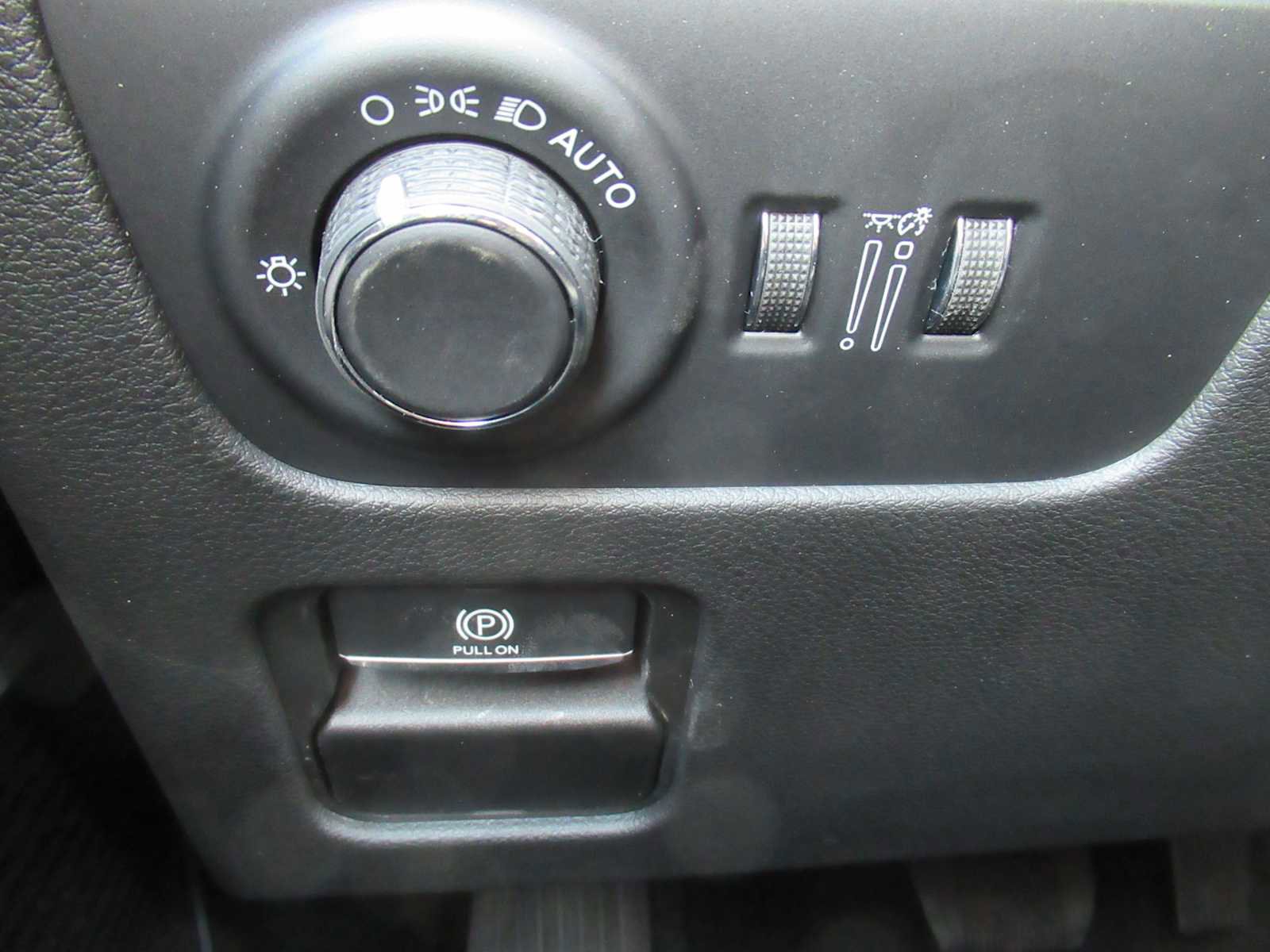 New 2026 Jeep Grand Wagoneer L Series II Obsidian image 29