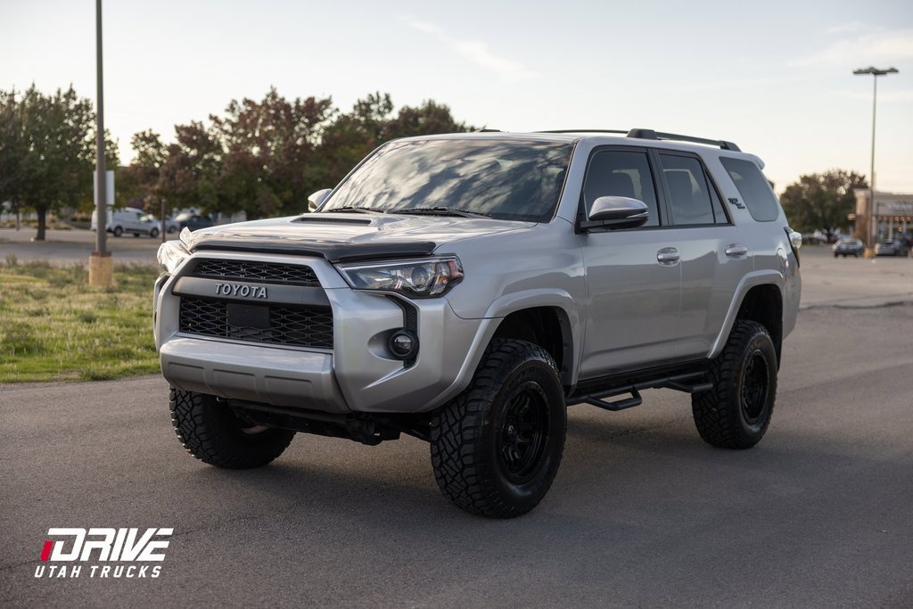 Used 2021 Toyota 4Runner TRD Off-Road Premium image 5