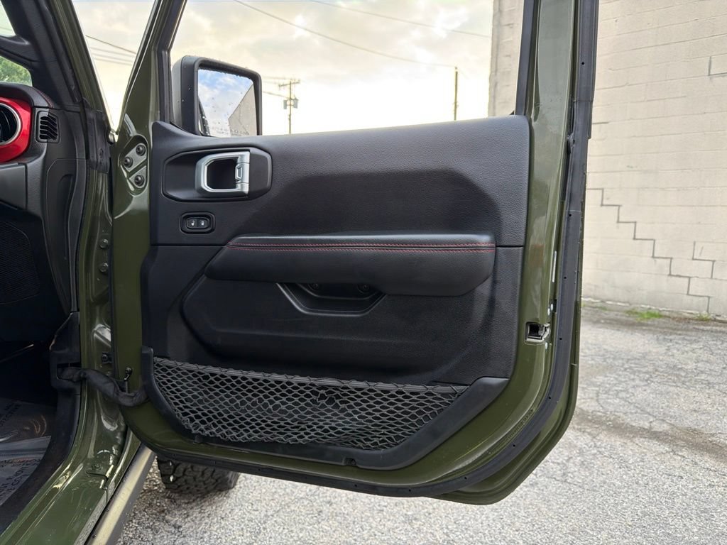 Used 2021 Jeep Wrangler Unlimited Rubicon AWD/4WD image 18