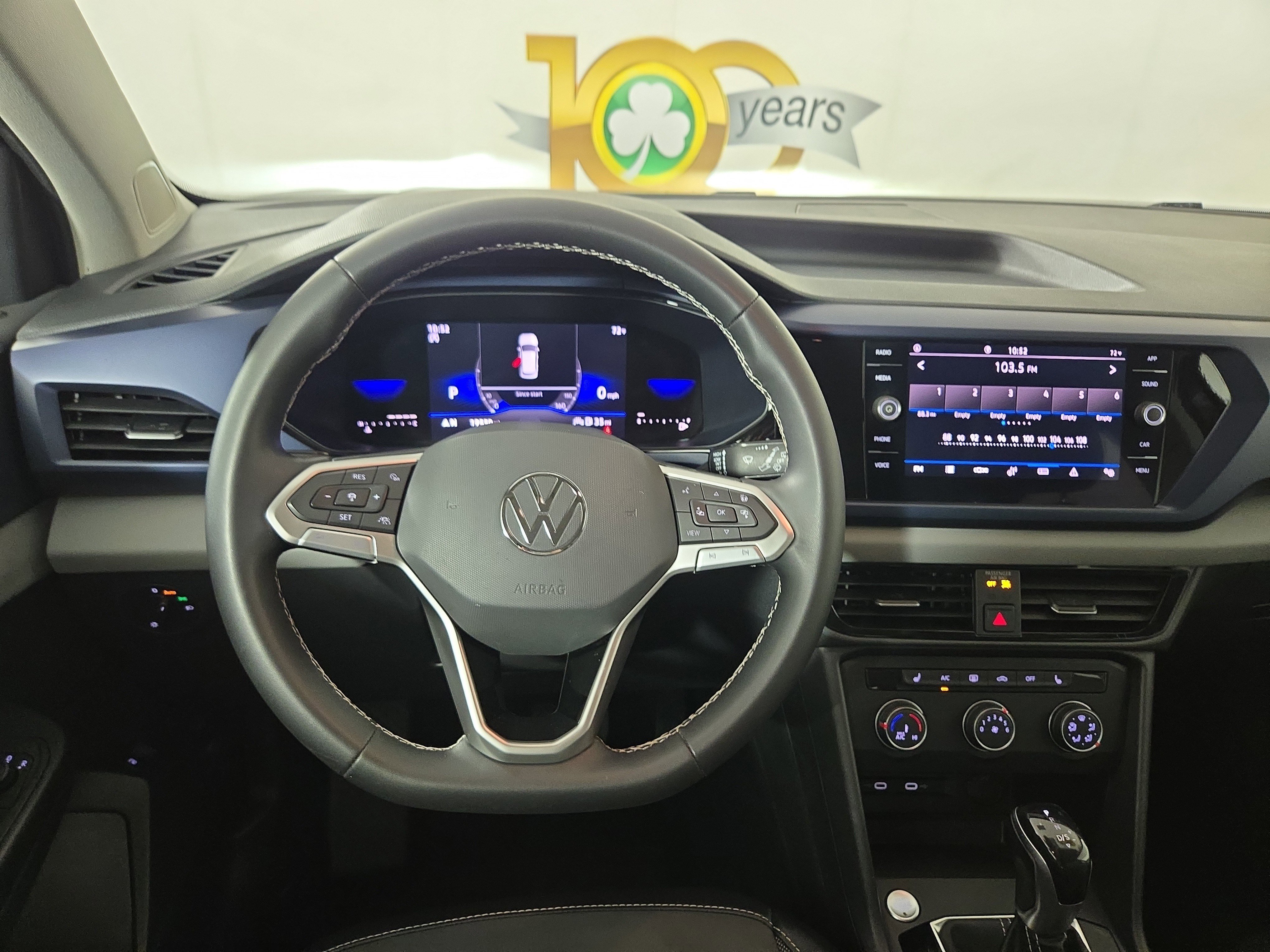 Used 2022 Volkswagen Taos SE FWD image 14
