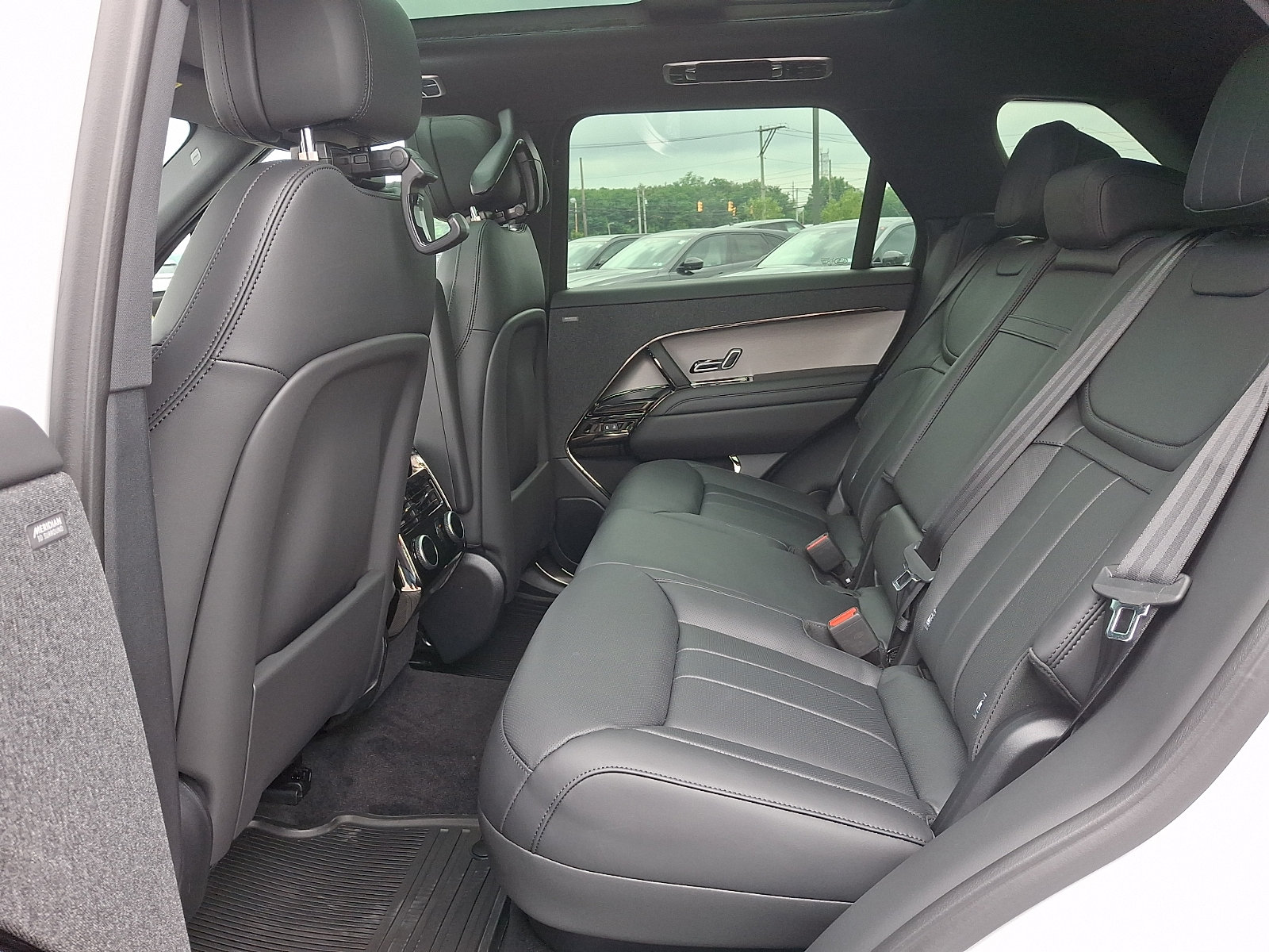 New 2026 Land Rover Range Rover Sport SE AWD/4WD image 8