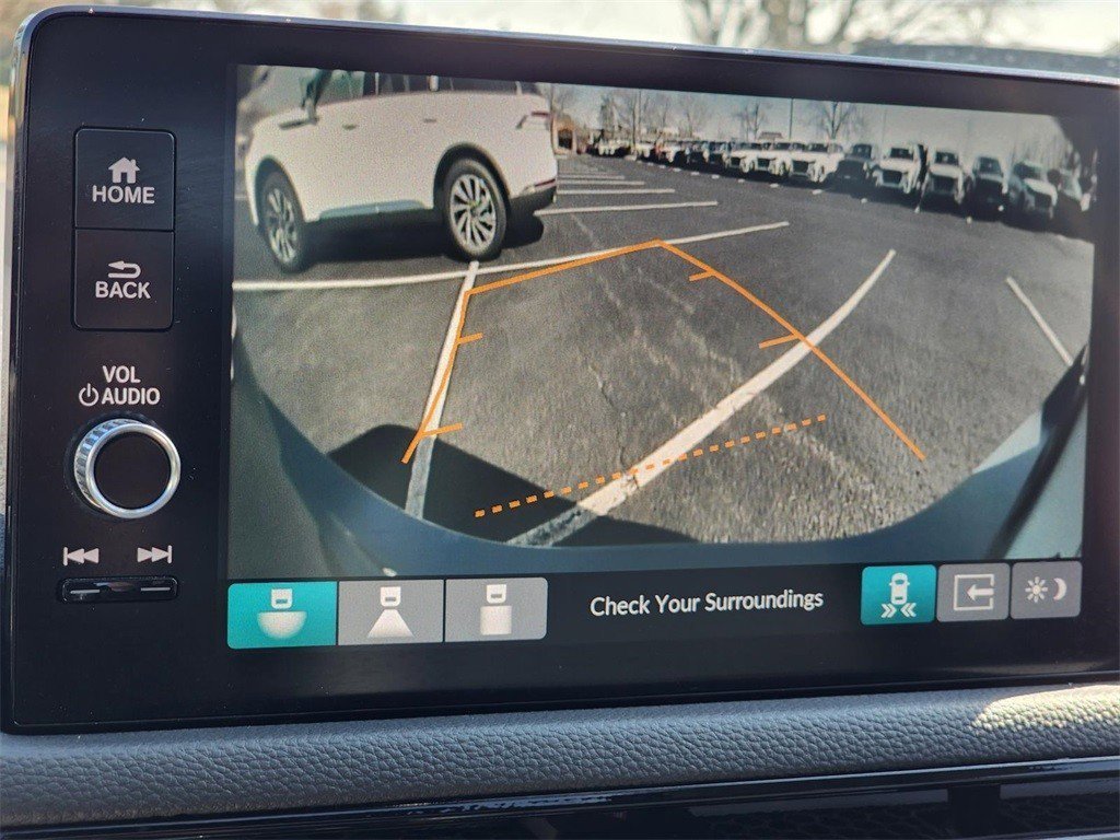 Used 2023 Honda Civic Touring image 7