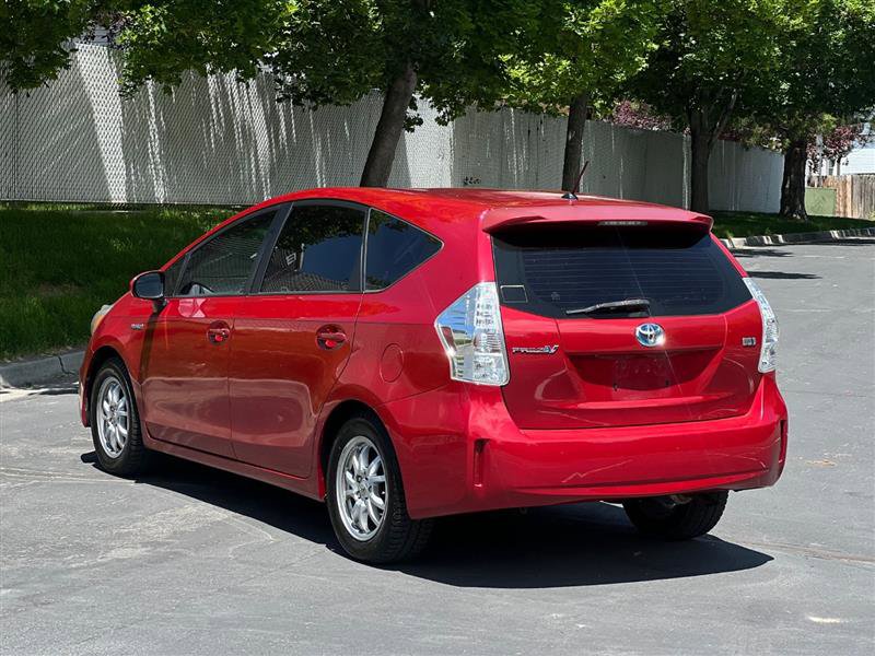 Used 2012 Toyota Prius V Two image 3