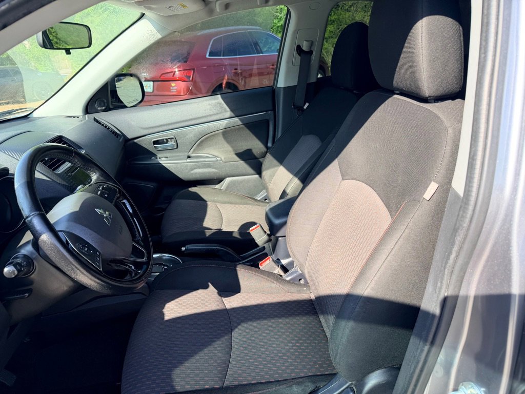 Used 2017 Mitsubishi Outlander Sport ES image 13