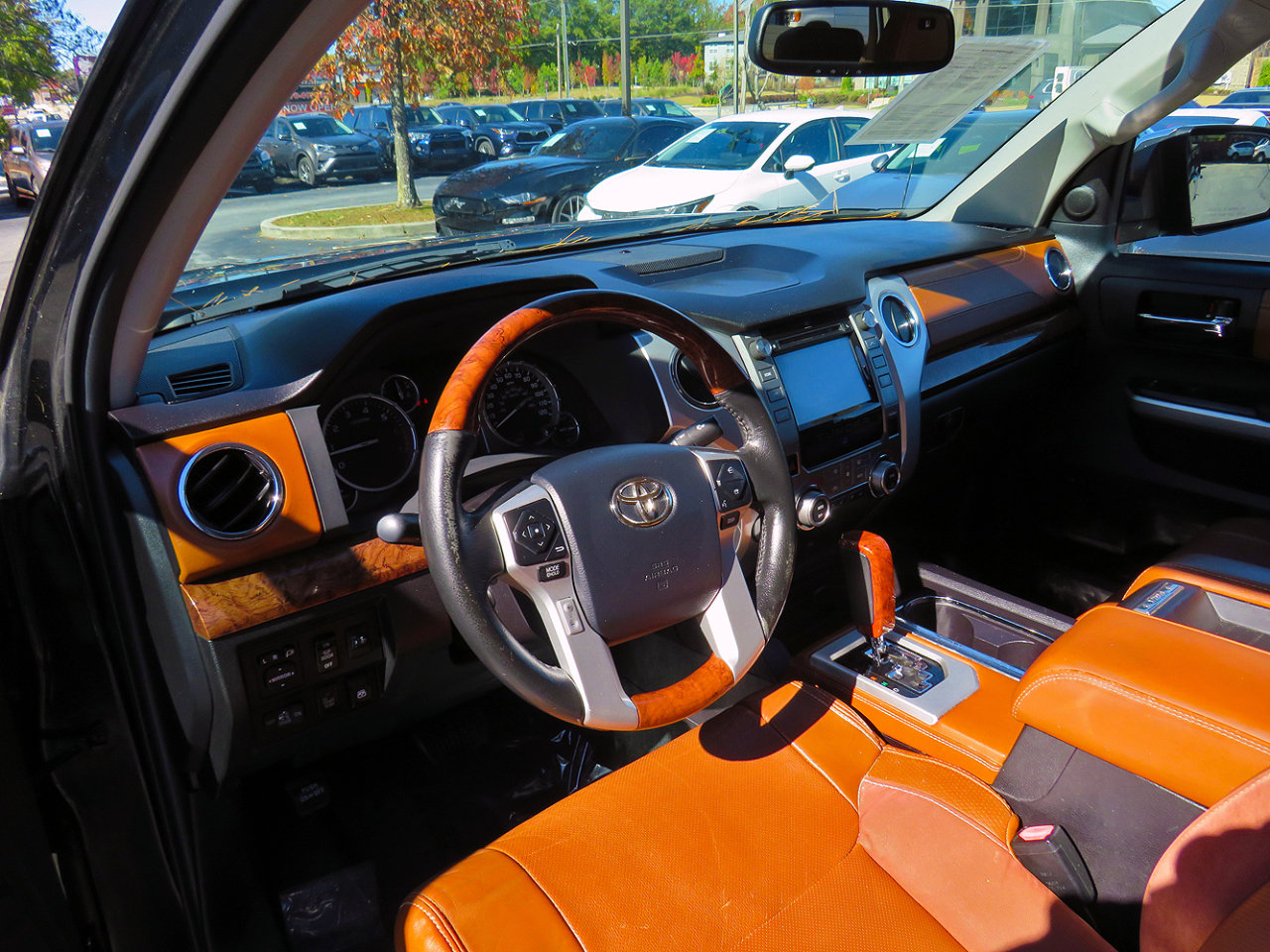 Used 2015 Toyota Tundra 1794 Edition image 15