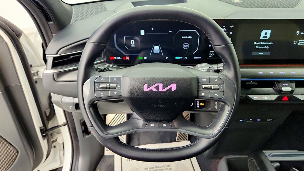 Used 2025 Kia EV9 GT-Line AWD/4WD image 14