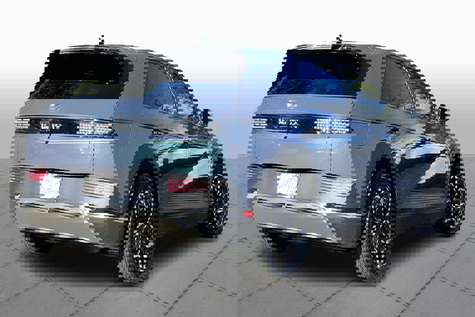 Used 2023 Hyundai Ioniq 5 SE image 11