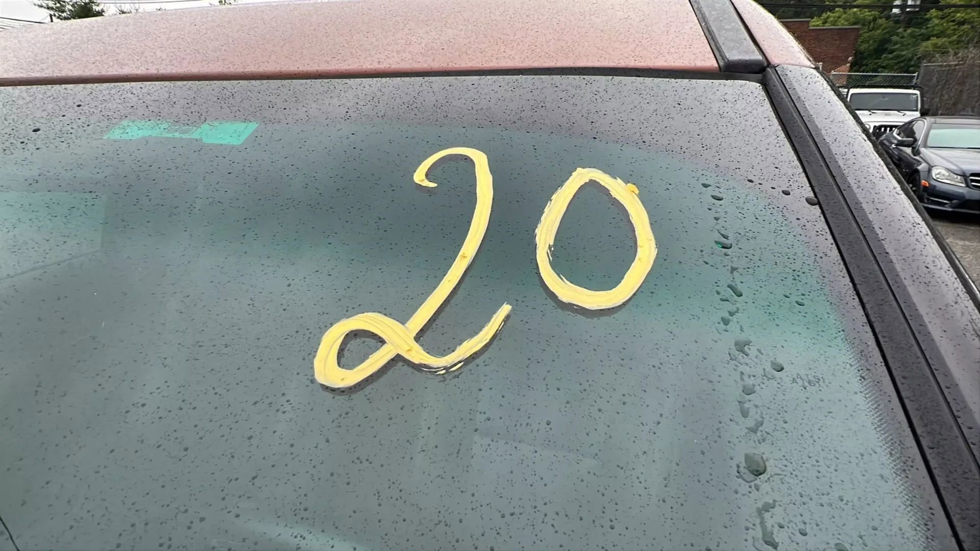 Used 2017 Ford Explorer Limited image 34