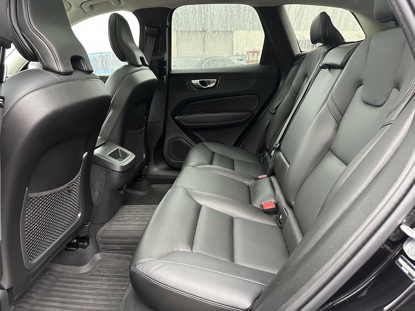 Used 2025 Volvo XC60 B5 Core w/ Protection Package Premier image 15